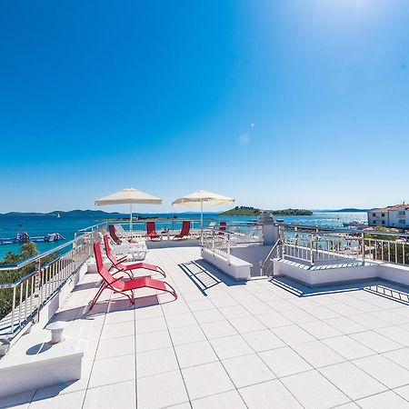 Apartments Janice Пакоштане Экстерьер фото