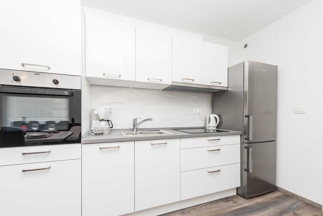 Apartments Janice Пакоштане Экстерьер фото