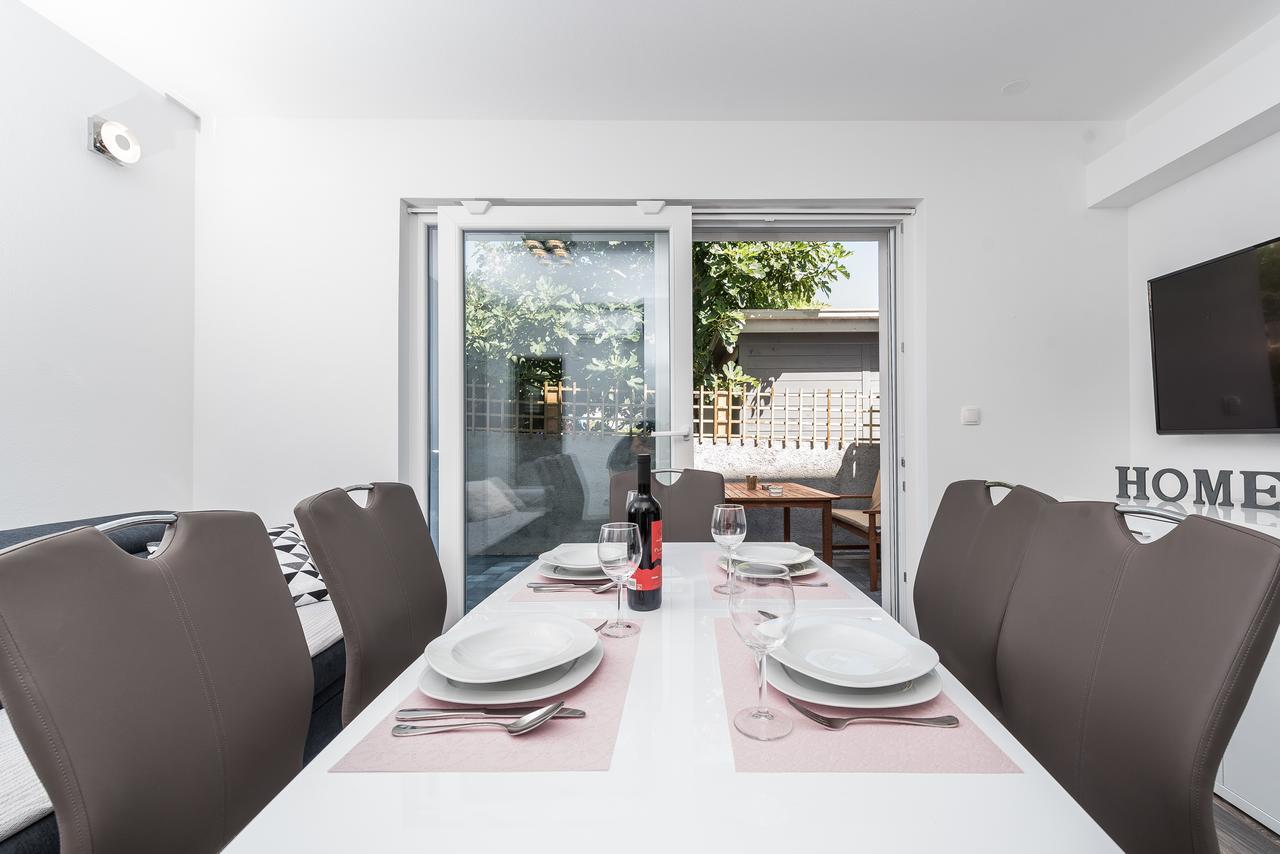 Apartments Janice Пакоштане Экстерьер фото